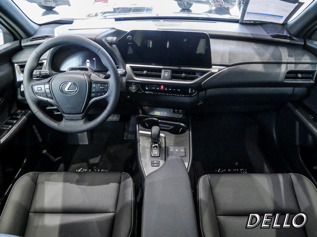 Fahrzeugansicht LEXUS UX 300h F-Sport Design - Bild 2