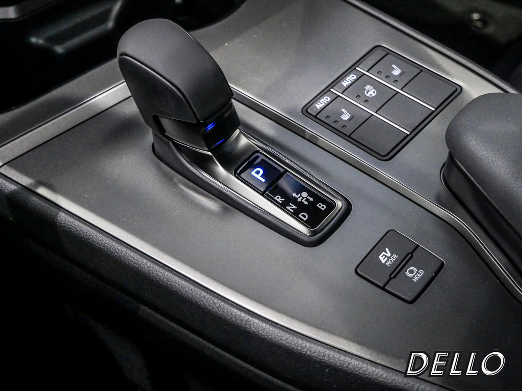 Fahrzeugansicht LEXUS UX 300h F-Sport Design - Bild 15