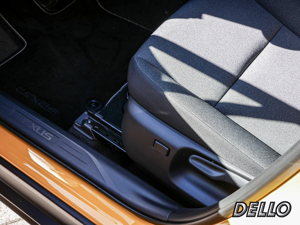 Fahrzeugansicht LEXUS LBX Base FWD Komfort Pak. - Bild 31