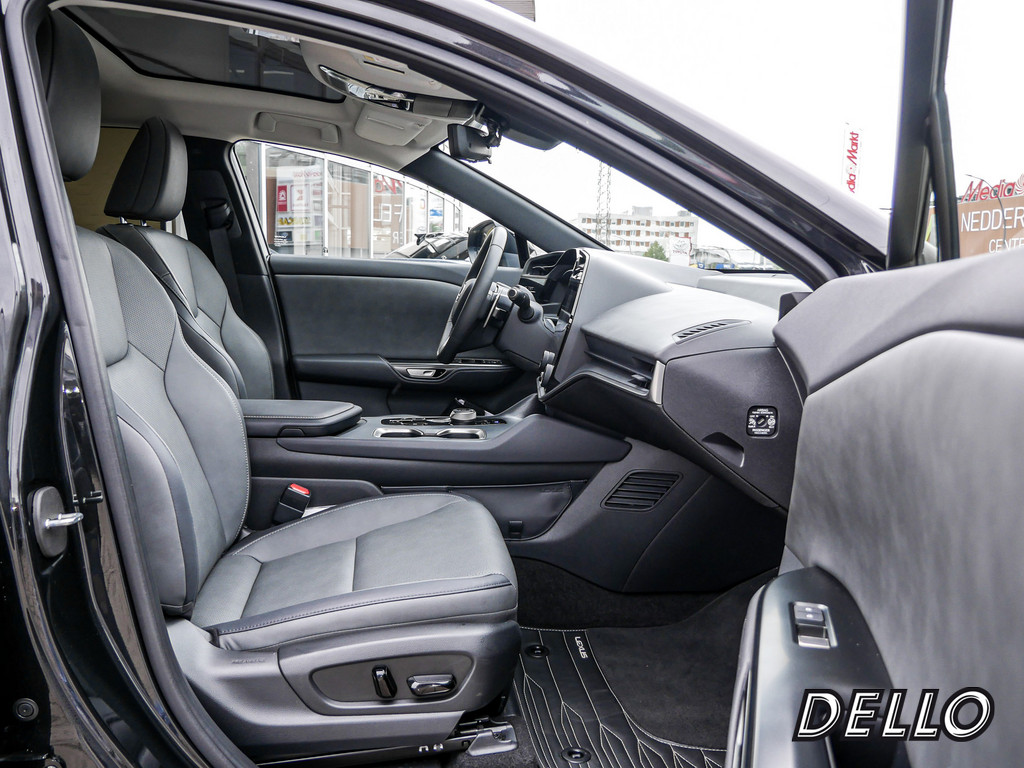 Fahrzeugansicht LEXUS RZ 450e Launch Ed. - Bild 6