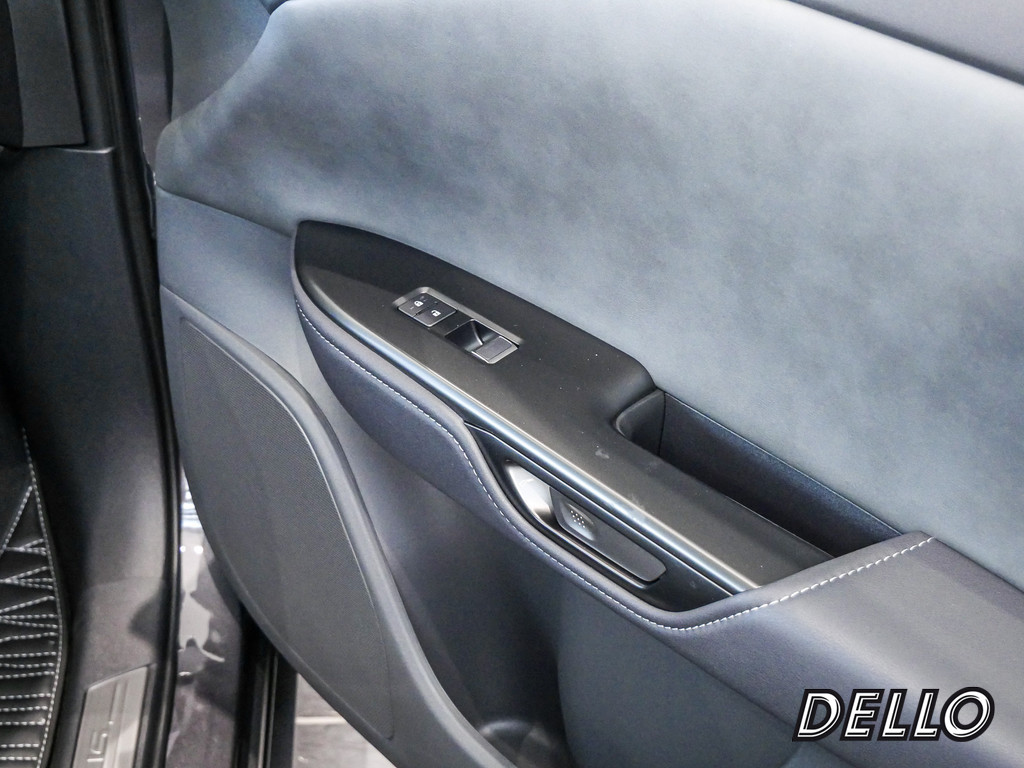 Fahrzeugansicht LEXUS RZ 300e Executive - Bild 3