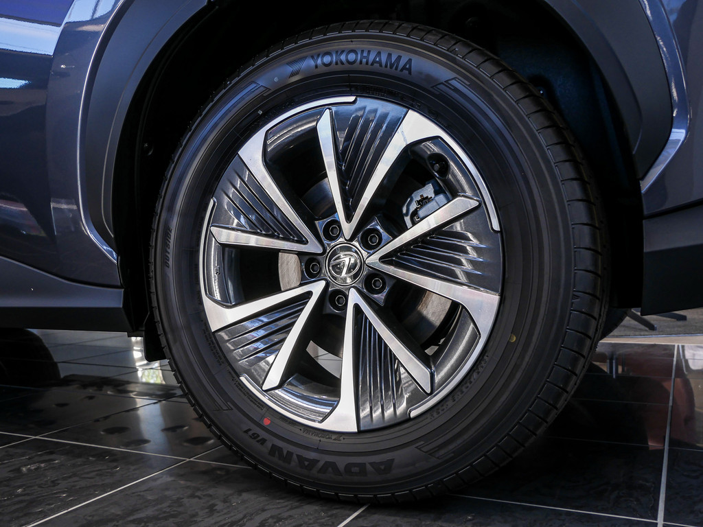 Fahrzeugansicht LEXUS RZ 300e Executive - Bild 40