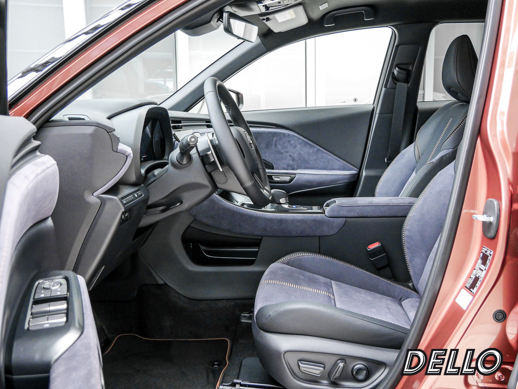 Fahrzeugansicht LEXUS LBX Cool - Bild 5