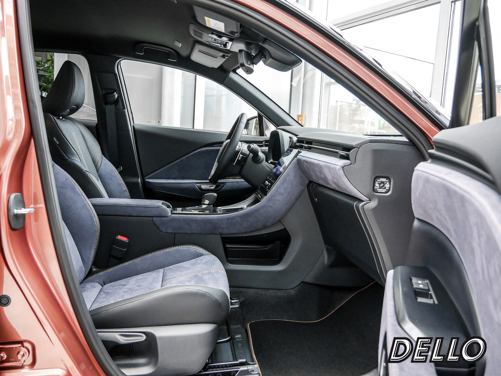 Fahrzeugansicht LEXUS LBX Cool - Bild 6