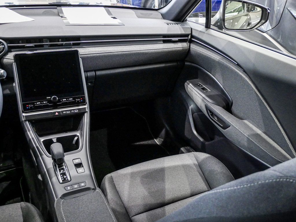 Fahrzeugansicht LEXUS LBX Base FWD - Bild 5