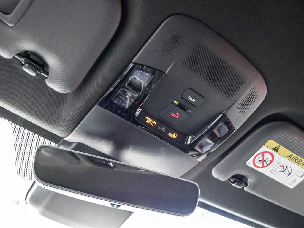 Fahrzeugansicht LEXUS LBX Base FWD - Bild 18