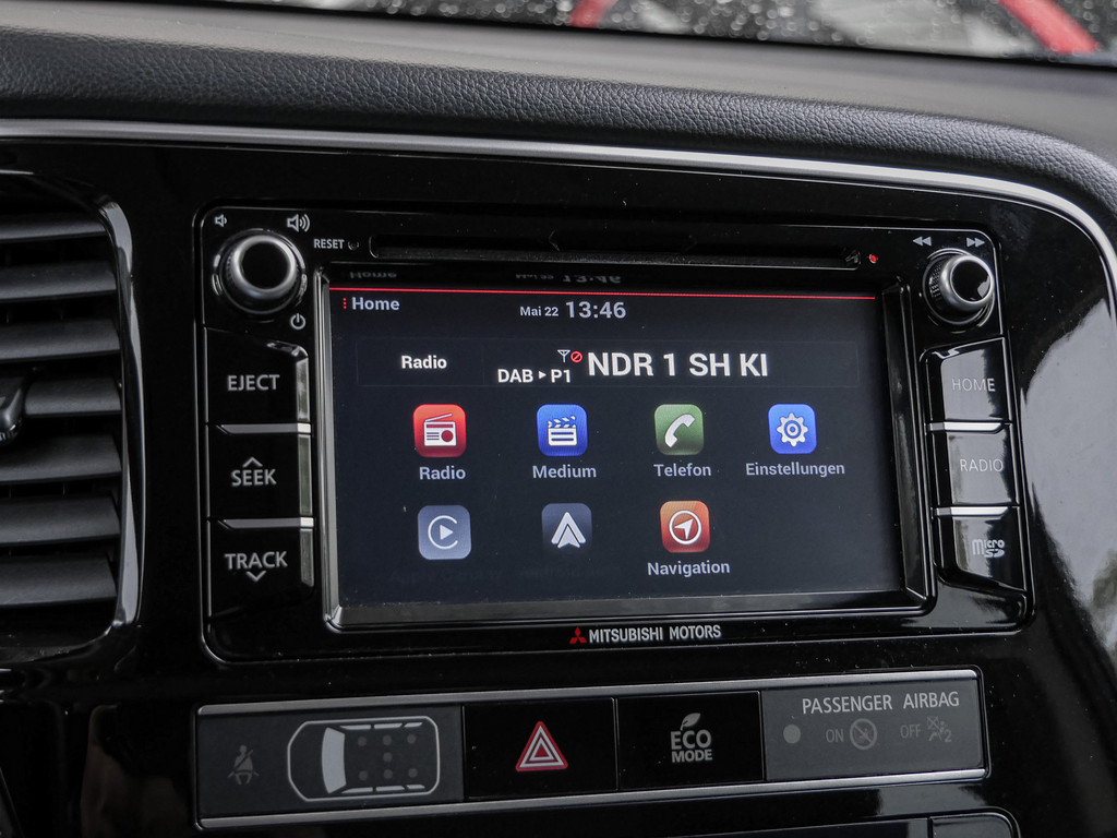 Fahrzeugansicht MITSUBISHI Outlander 2.0 Active 2WD - Bild 11