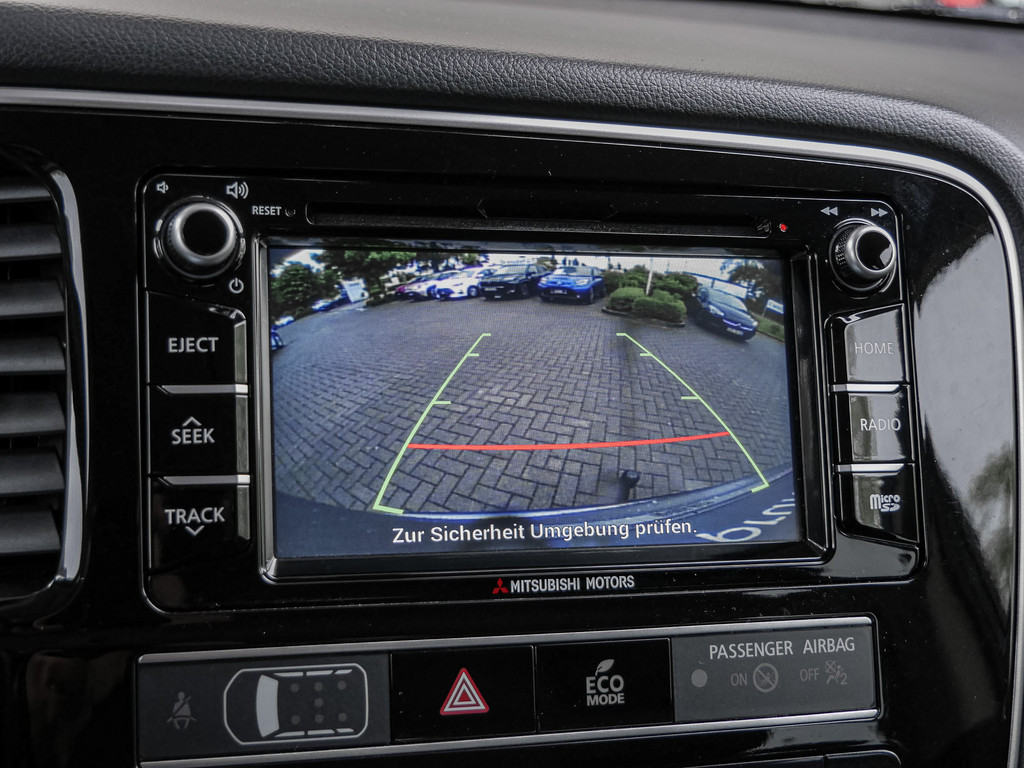 Fahrzeugansicht MITSUBISHI Outlander 2.0 Active 2WD - Bild 14