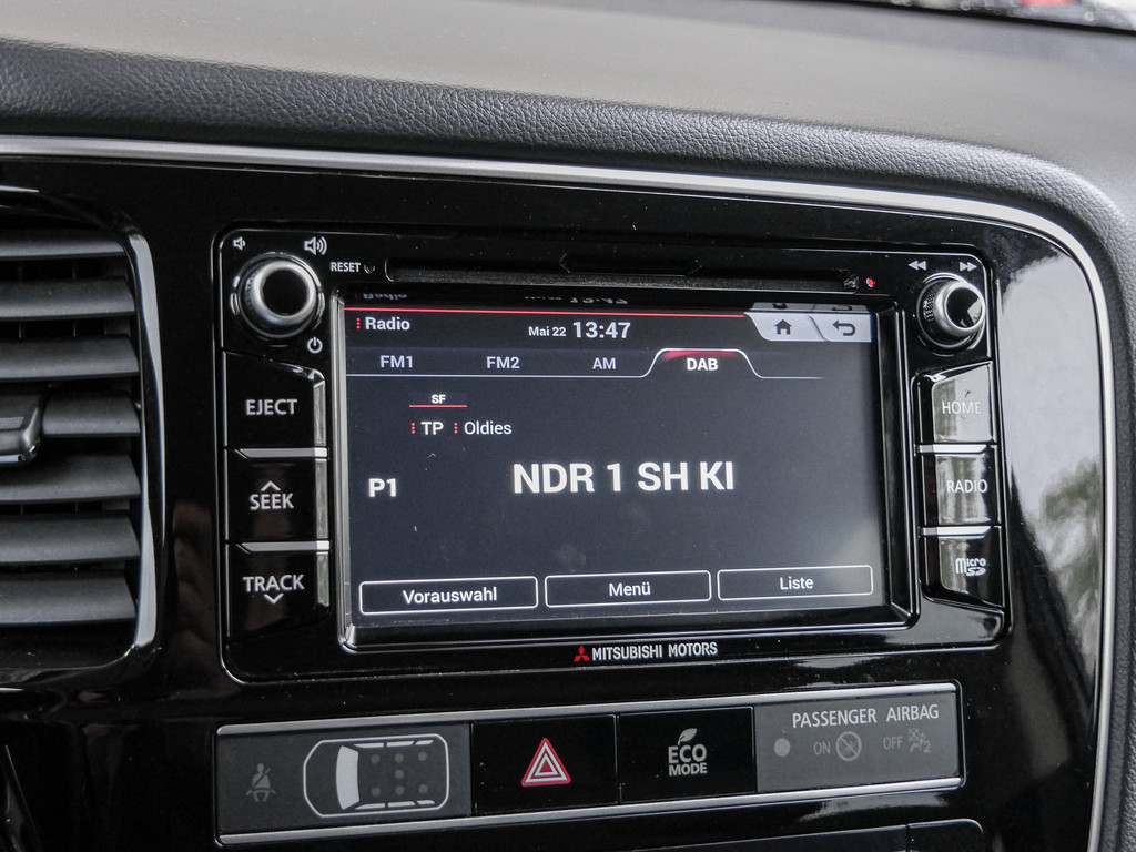 Fahrzeugansicht MITSUBISHI Outlander 2.0 Active 2WD - Bild 16