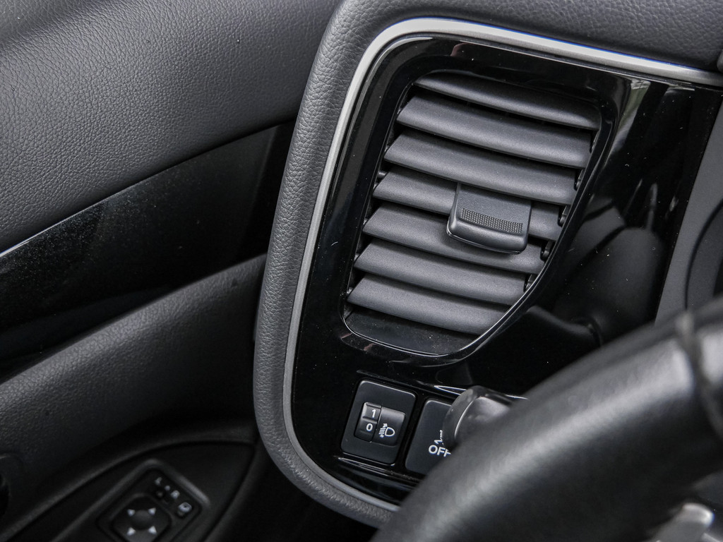 Fahrzeugansicht MITSUBISHI Outlander 2.0 Active 2WD - Bild 29