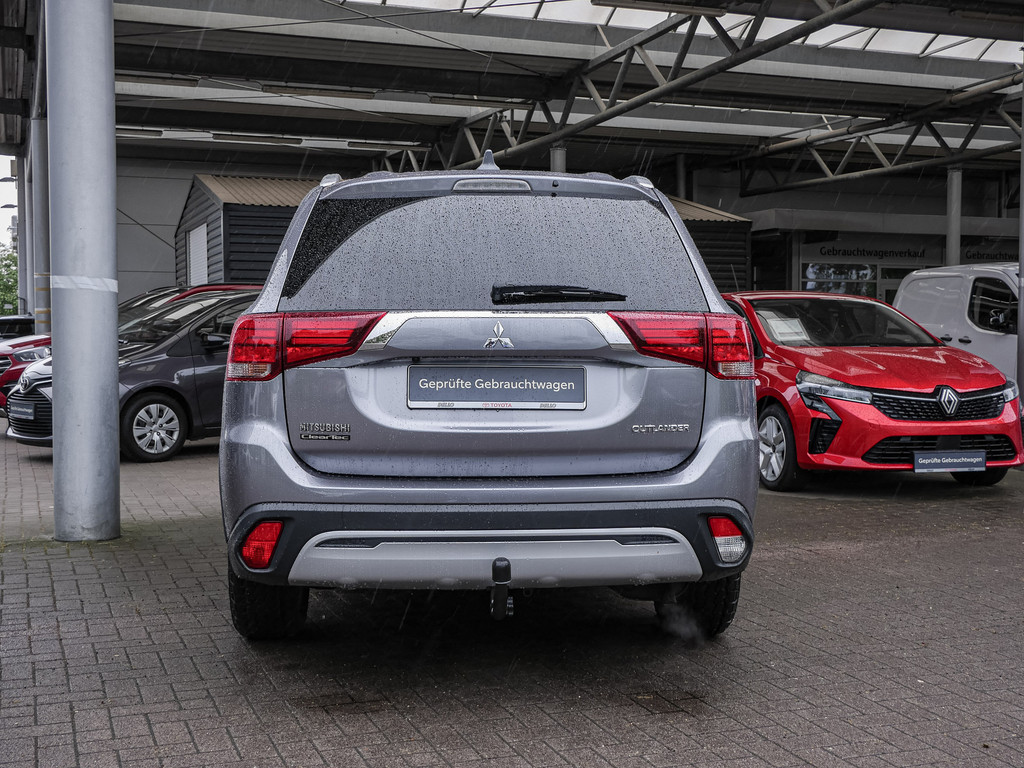 Fahrzeugansicht MITSUBISHI Outlander 2.0 Active 2WD - Bild 38