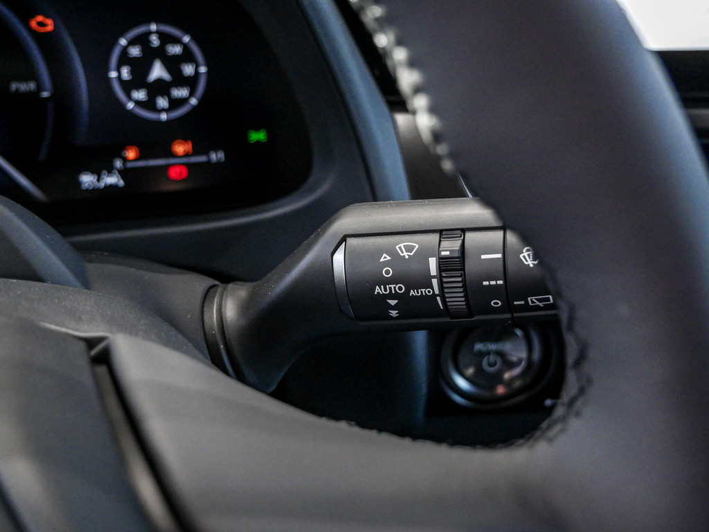 Fahrzeugansicht LEXUS UX 300h F Sport Des. - Bild 21