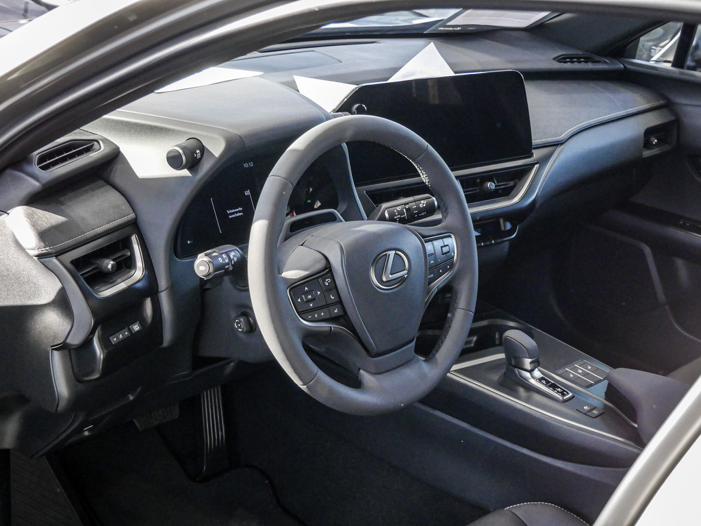 Fahrzeugansicht LEXUS UX 300h F Sport Des. - Bild 27