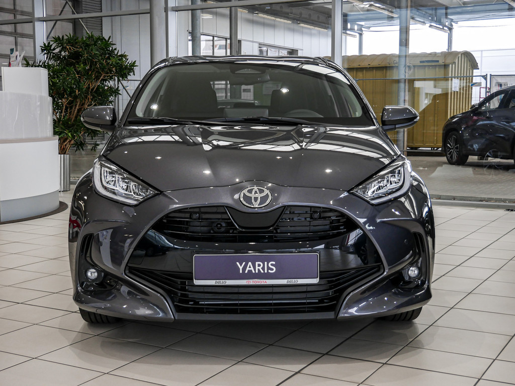 Fahrzeugansicht TOYOTA Yaris 1.5 Hybrid Teamplayer - Bild 12