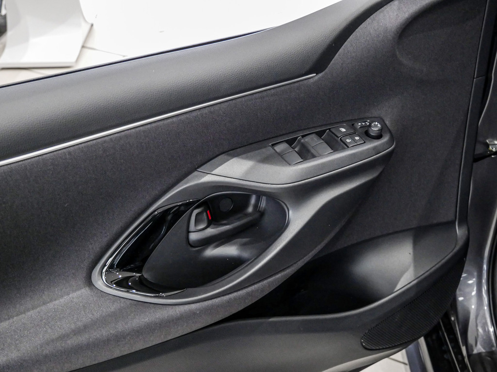 Fahrzeugansicht TOYOTA Yaris 1.5 Hybrid Teamplayer - Bild 33