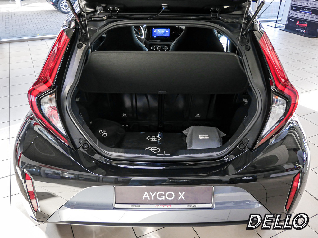 Fahrzeugansicht TOYOTA Aygo X 1.0 Teamplayer - Bild 9