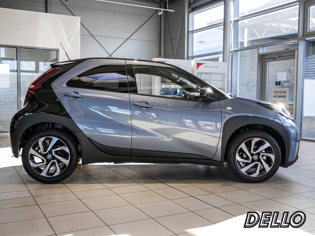 Fahrzeugansicht TOYOTA Aygo X 1.0 Teamplayer - Bild 32