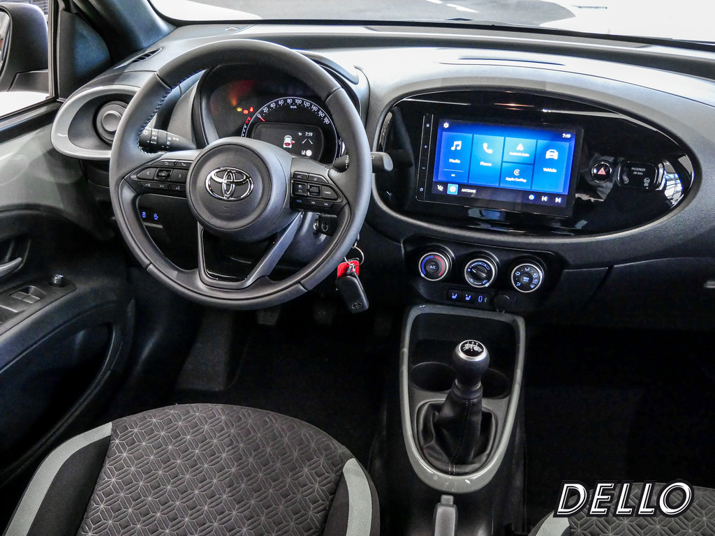 Fahrzeugansicht TOYOTA Aygo X 1.0 Teamplayer - Bild 6