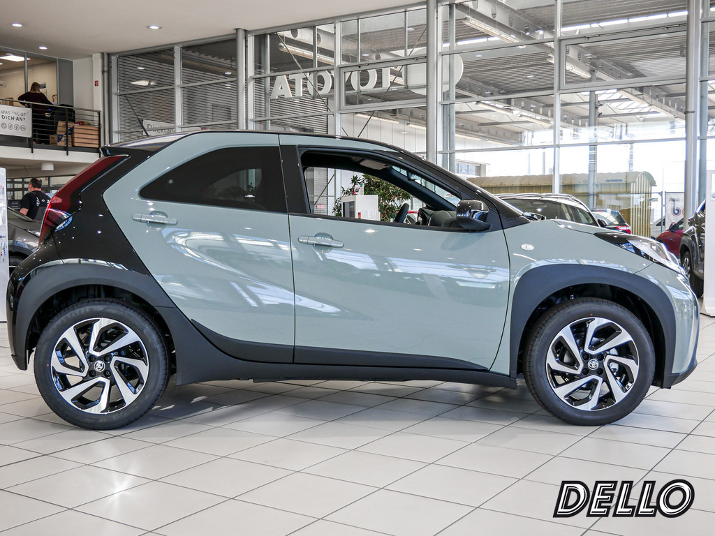 Fahrzeugansicht TOYOTA Aygo X 1.0 Teamplayer - Bild 33