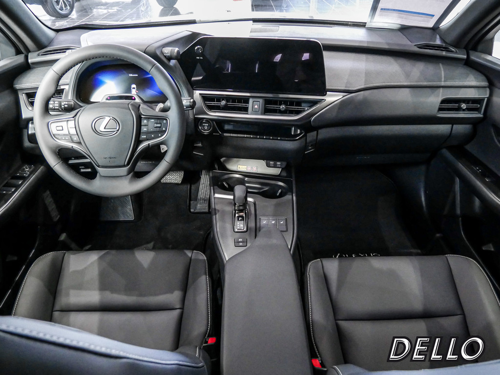 Fahrzeugansicht LEXUS UX 300h F-Sport Design - Bild 5