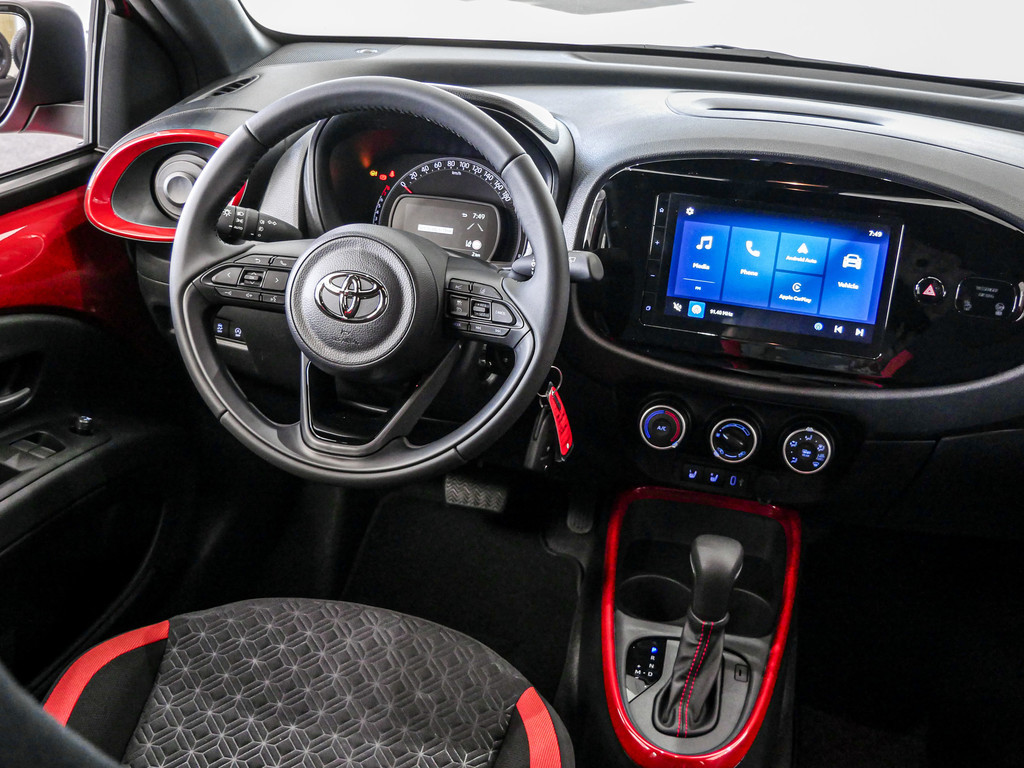 Fahrzeugansicht TOYOTA Aygo X 1.0 Teamplayer - Bild 6