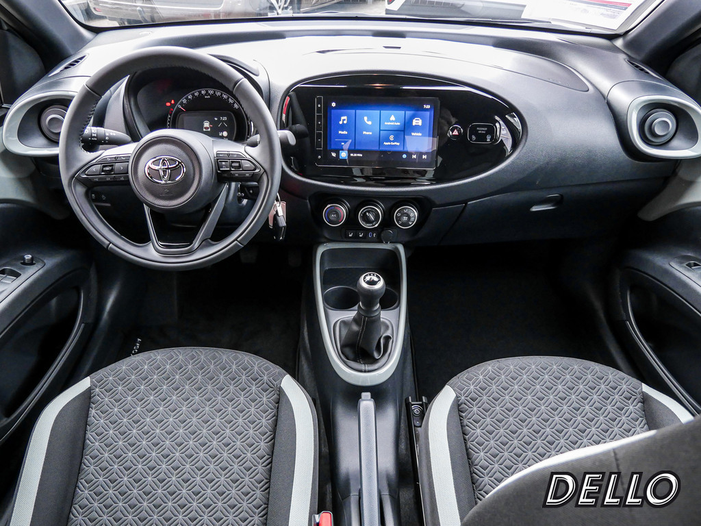 Fahrzeugansicht TOYOTA Aygo X 1.0 Teamplayer - Bild 6