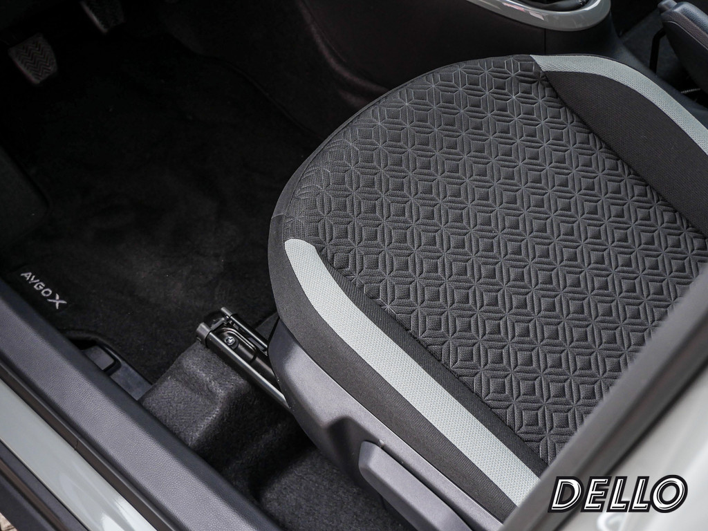 Fahrzeugansicht TOYOTA Aygo X 1.0 Teamplayer - Bild 31