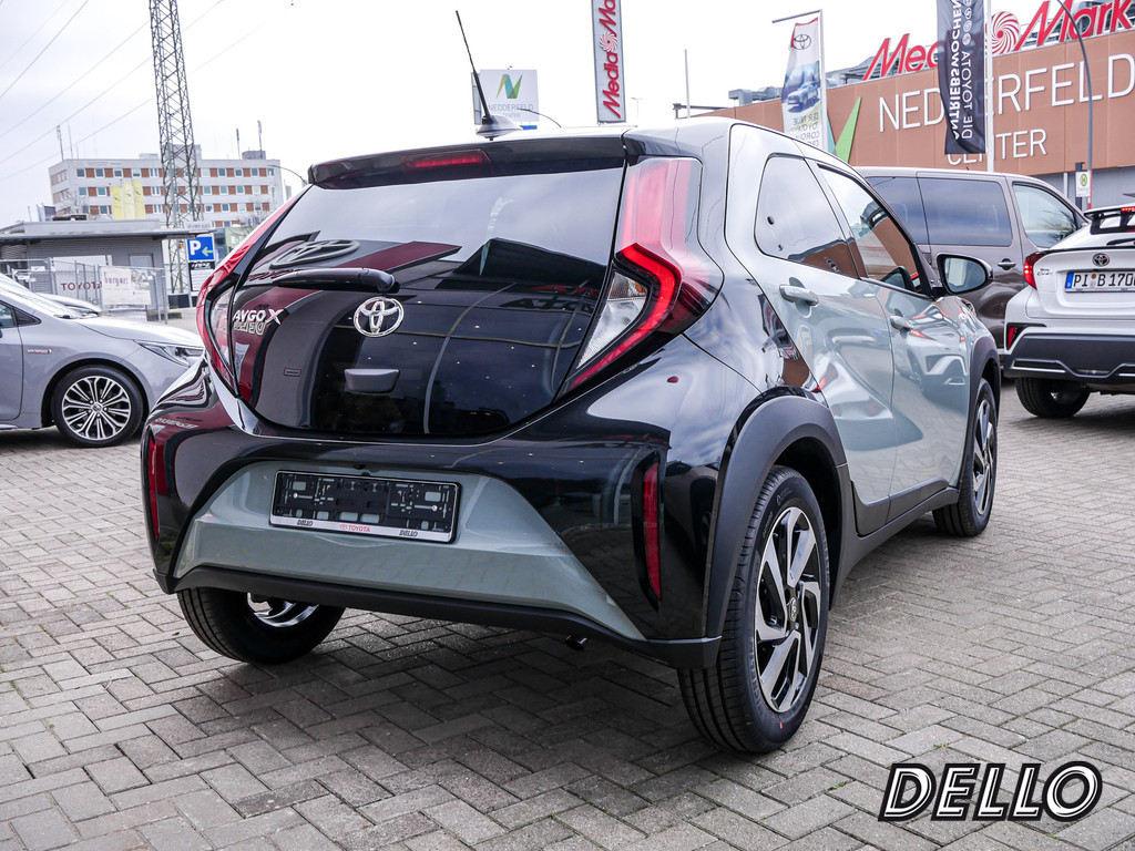Fahrzeugansicht TOYOTA Aygo X 1.0 Teamplayer - Bild 36