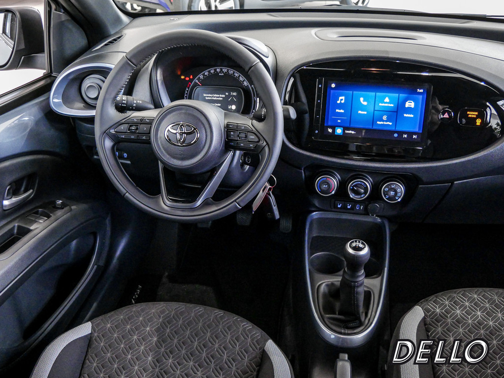 Fahrzeugansicht TOYOTA Aygo X 1.0 Teamplayer - Bild 4