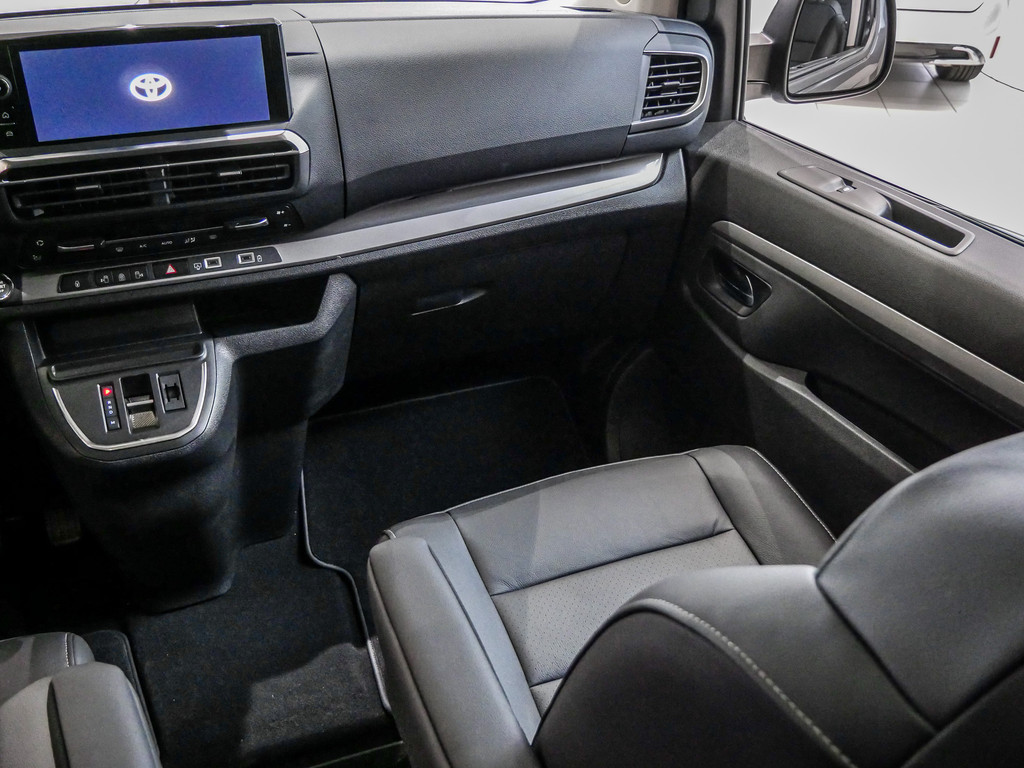 Fahrzeugansicht TOYOTA Proace Verso 2.0 D-4D Lounge - Bild 9