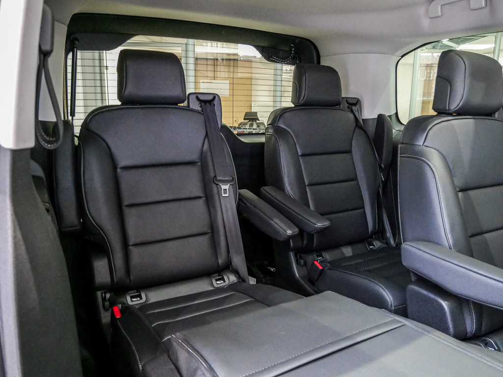 Fahrzeugansicht TOYOTA Proace Verso 2.0 D-4D Lounge - Bild 11