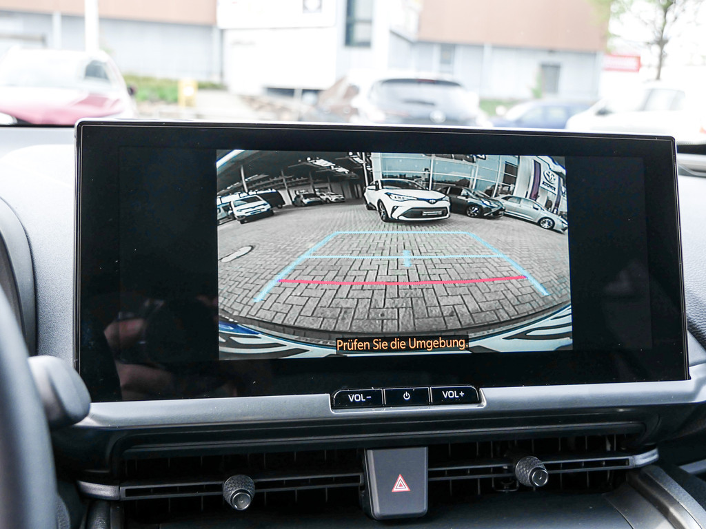 Fahrzeugansicht TOYOTA C-HR 2.0 Plug-In Hybrid Teamplayer - Bild 18