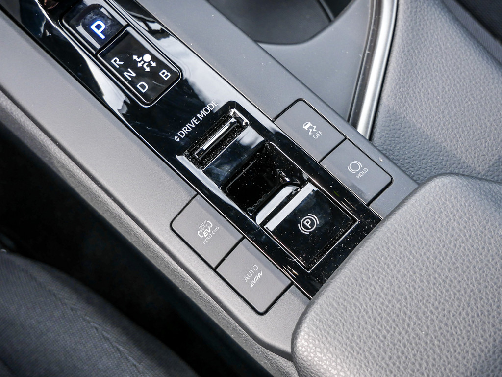 Fahrzeugansicht TOYOTA C-HR 2.0 Plug-In Hybrid Teamplayer - Bild 22