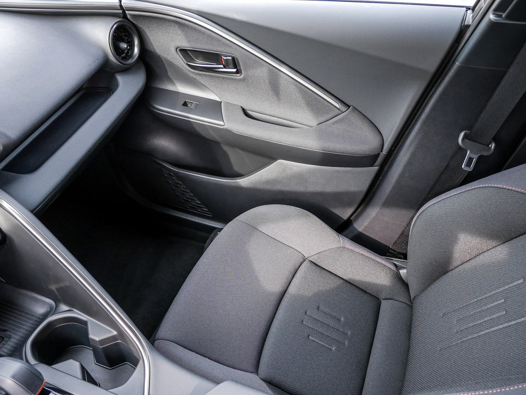 Fahrzeugansicht TOYOTA C-HR 2.0 Plug-In Hybrid Teamplayer - Bild 24