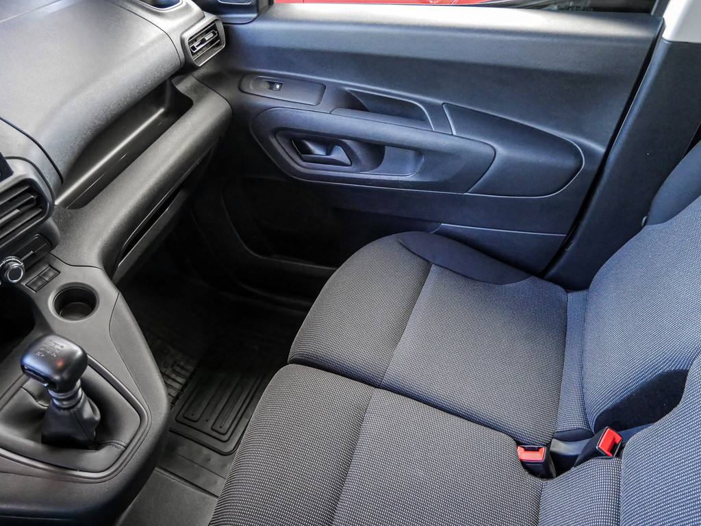 Fahrzeugansicht TOYOTA Proace City 1.5 L1 Meister - Bild 11