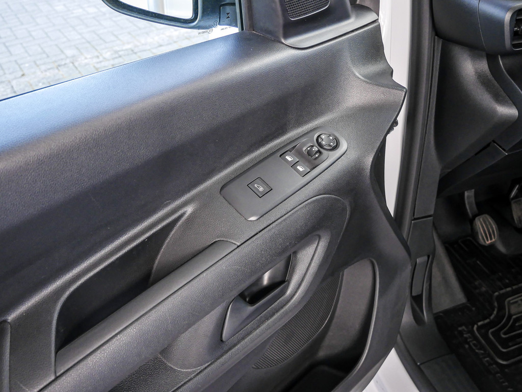 Fahrzeugansicht TOYOTA Proace City 1.5 L1 Meister - Bild 26