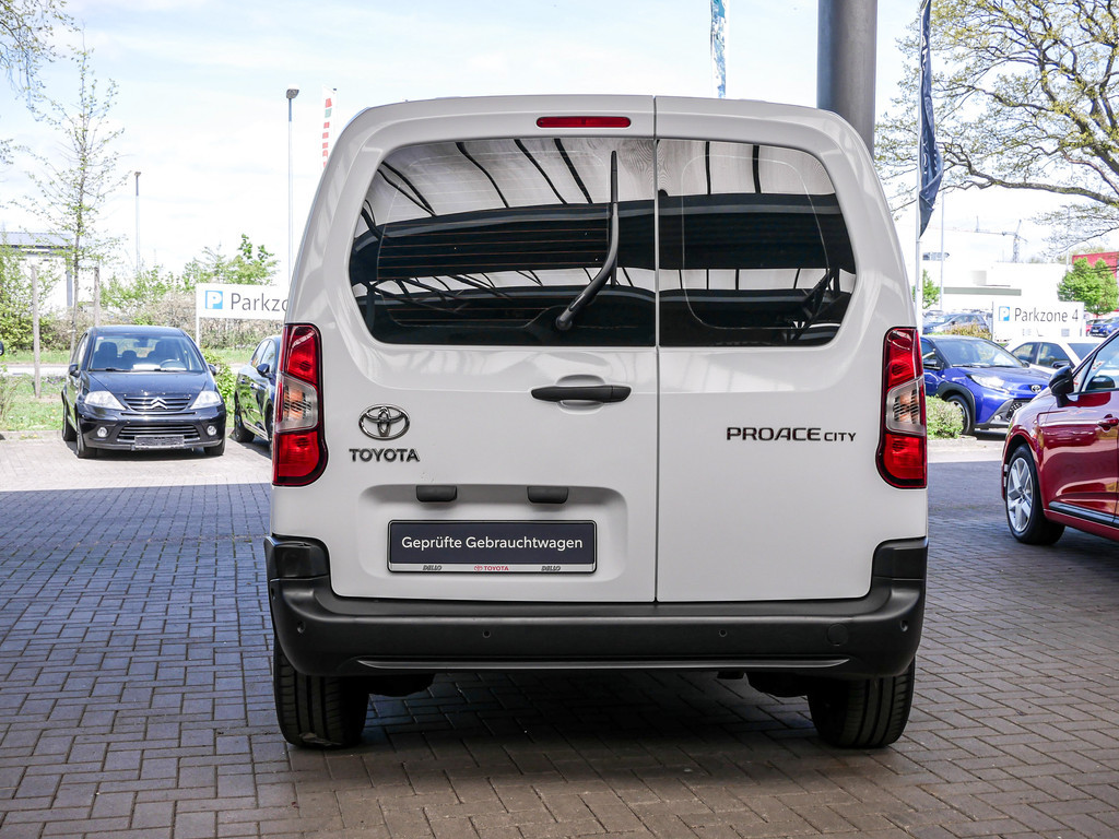 Fahrzeugansicht TOYOTA Proace City 1.5 L1 Meister - Bild 29