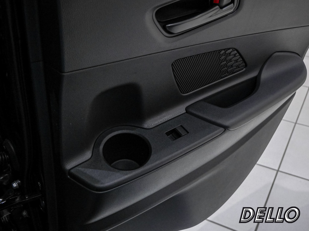 Fahrzeugansicht TOYOTA C-HR 2.0 Plug-In Hybrid Teamplayer - Bild 5