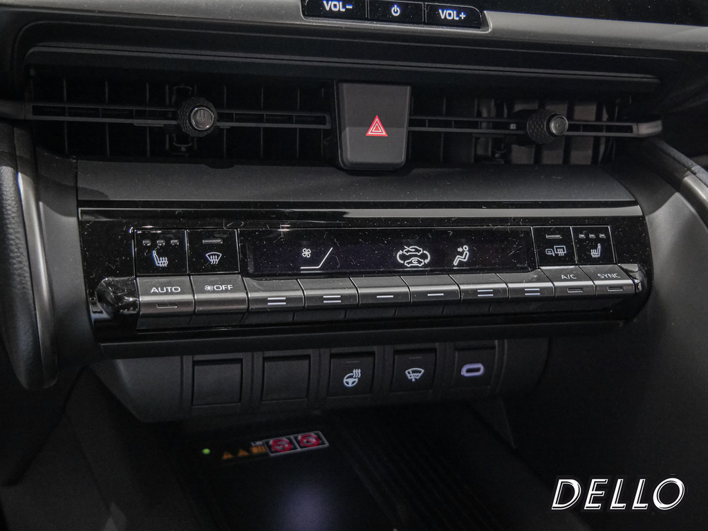 Fahrzeugansicht TOYOTA C-HR Plug-In Hybrid Teamplayer - Bild 13