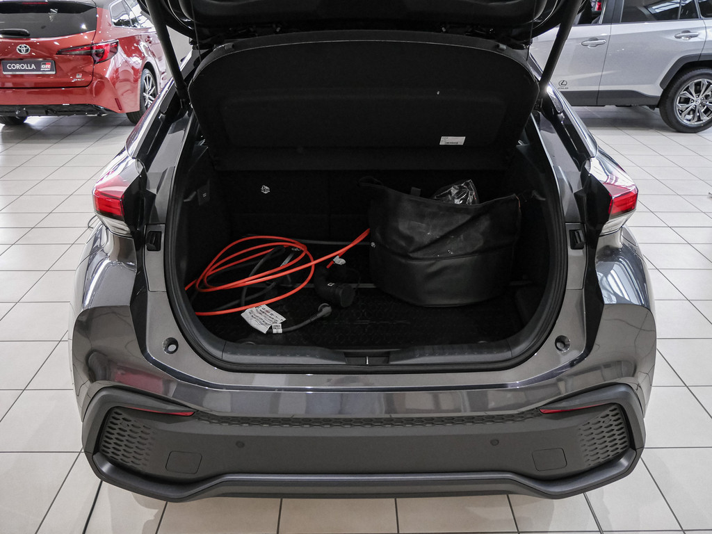 Fahrzeugansicht TOYOTA C-HR Plug-In Hybrid Teamplayer - Bild 6