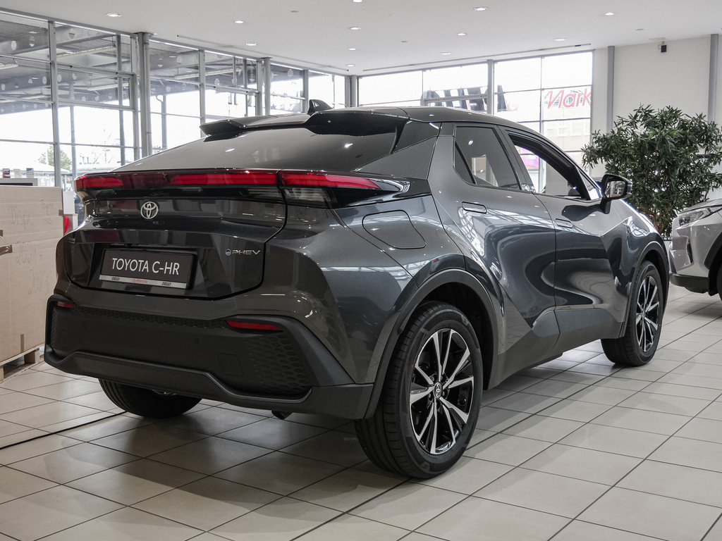 Fahrzeugansicht TOYOTA C-HR Plug-In Hybrid Teamplayer - Bild 30