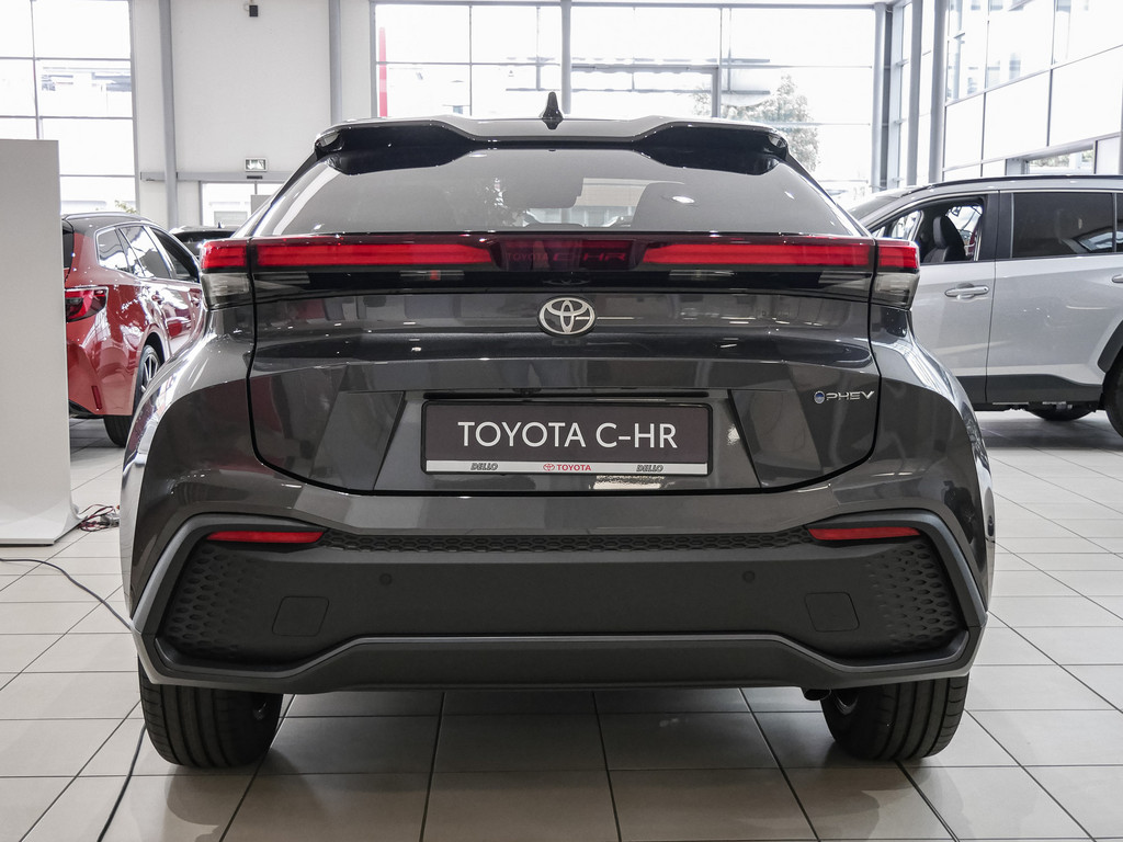 Fahrzeugansicht TOYOTA C-HR Plug-In Hybrid Teamplayer - Bild 31