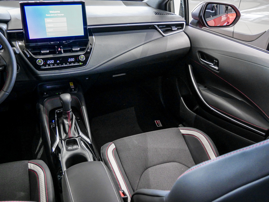 Fahrzeugansicht TOYOTA Corolla TS 2.0 Hybrid GR Sport - Bild 9