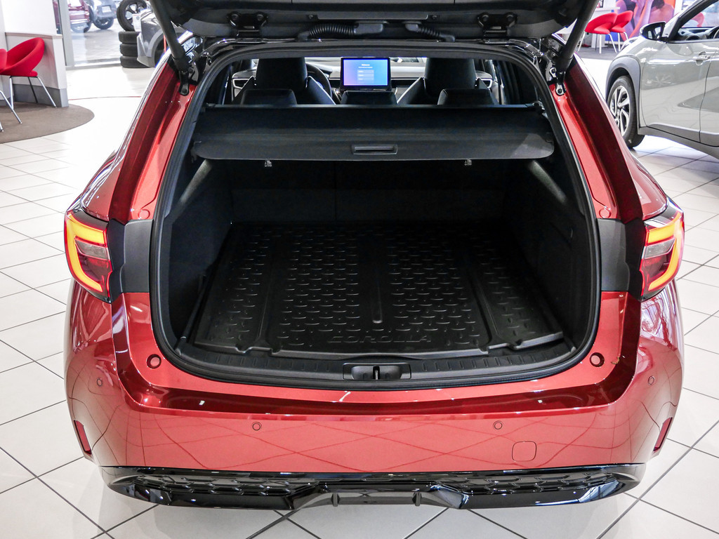 Fahrzeugansicht TOYOTA Corolla TS 2.0 Hybrid GR Sport - Bild 10