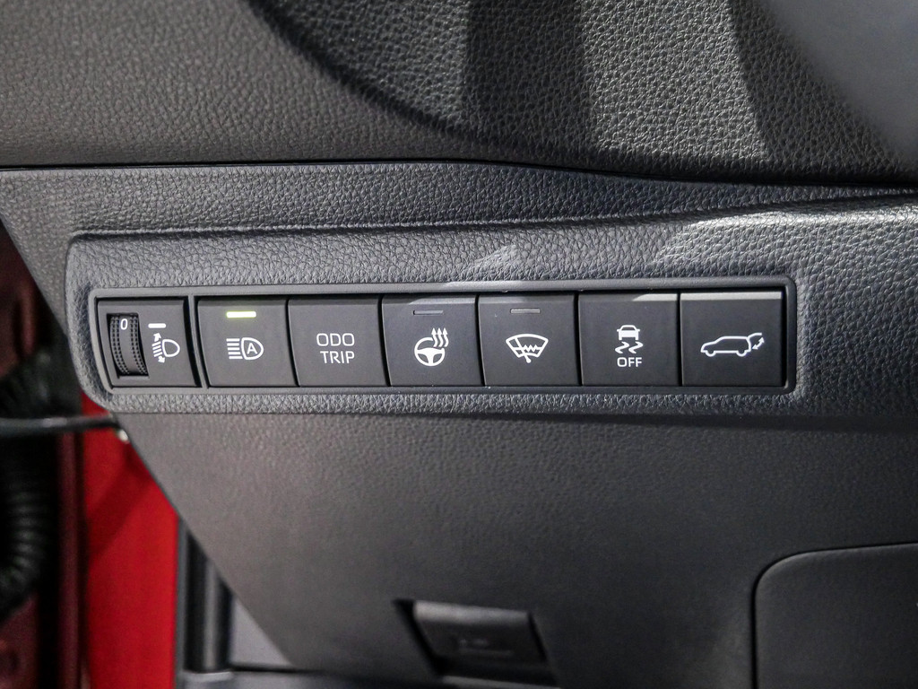 Fahrzeugansicht TOYOTA Corolla TS 2.0 Hybrid GR Sport - Bild 32