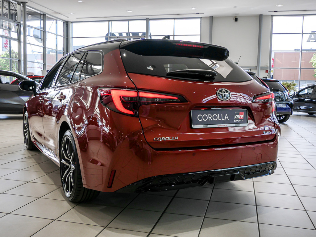 Fahrzeugansicht TOYOTA Corolla TS 2.0 Hybrid GR Sport - Bild 40