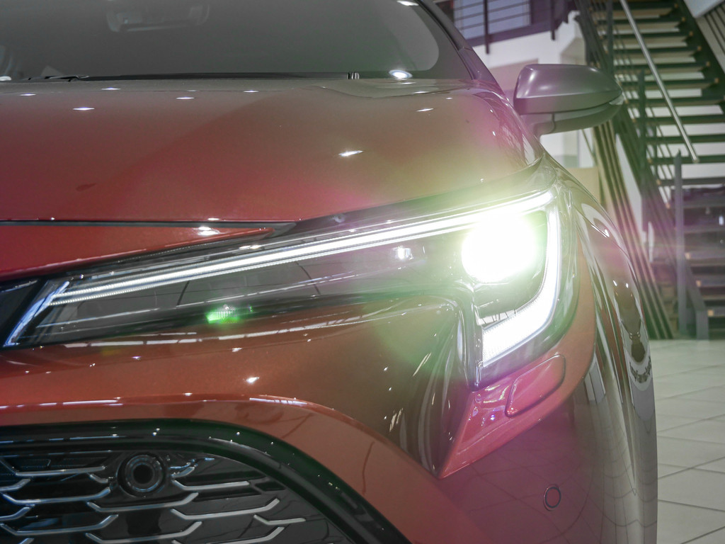 Fahrzeugansicht TOYOTA Corolla TS 2.0 Hybrid GR Sport - Bild 43
