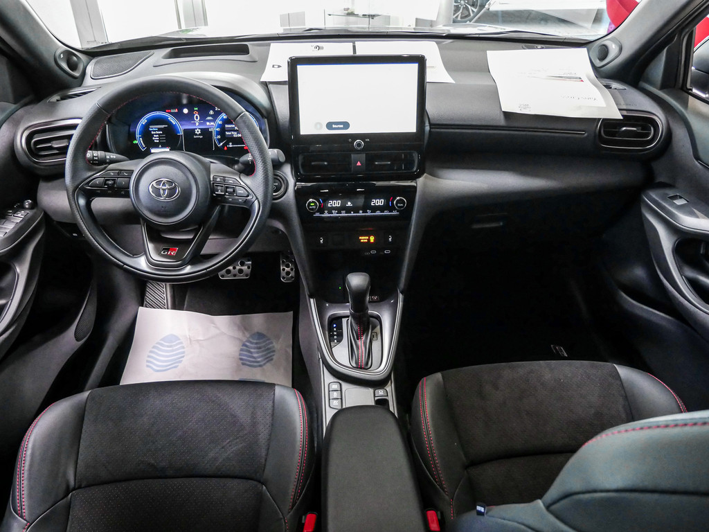 Fahrzeugansicht TOYOTA Yaris Cross 1.5 Hybrid GR Sport - Bild 6