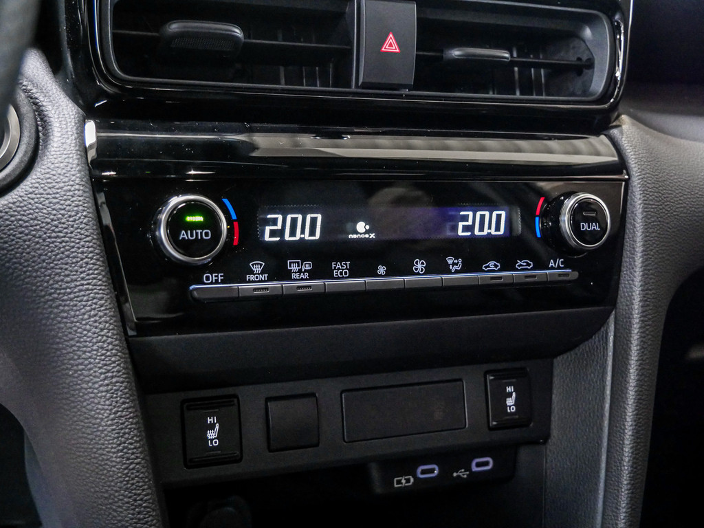 Fahrzeugansicht TOYOTA Yaris Cross 1.5 Hybrid GR Sport - Bild 17