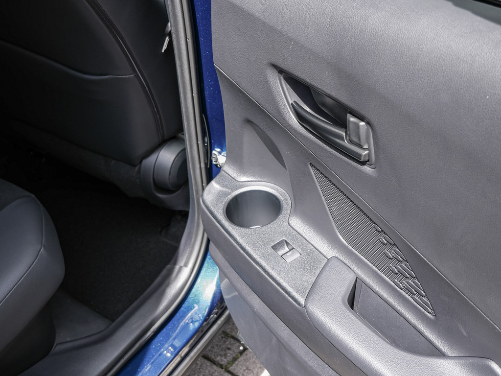 Fahrzeugansicht TOYOTA C-HR 2.0 Plug-In Hybrid GR Sport - Bild 5